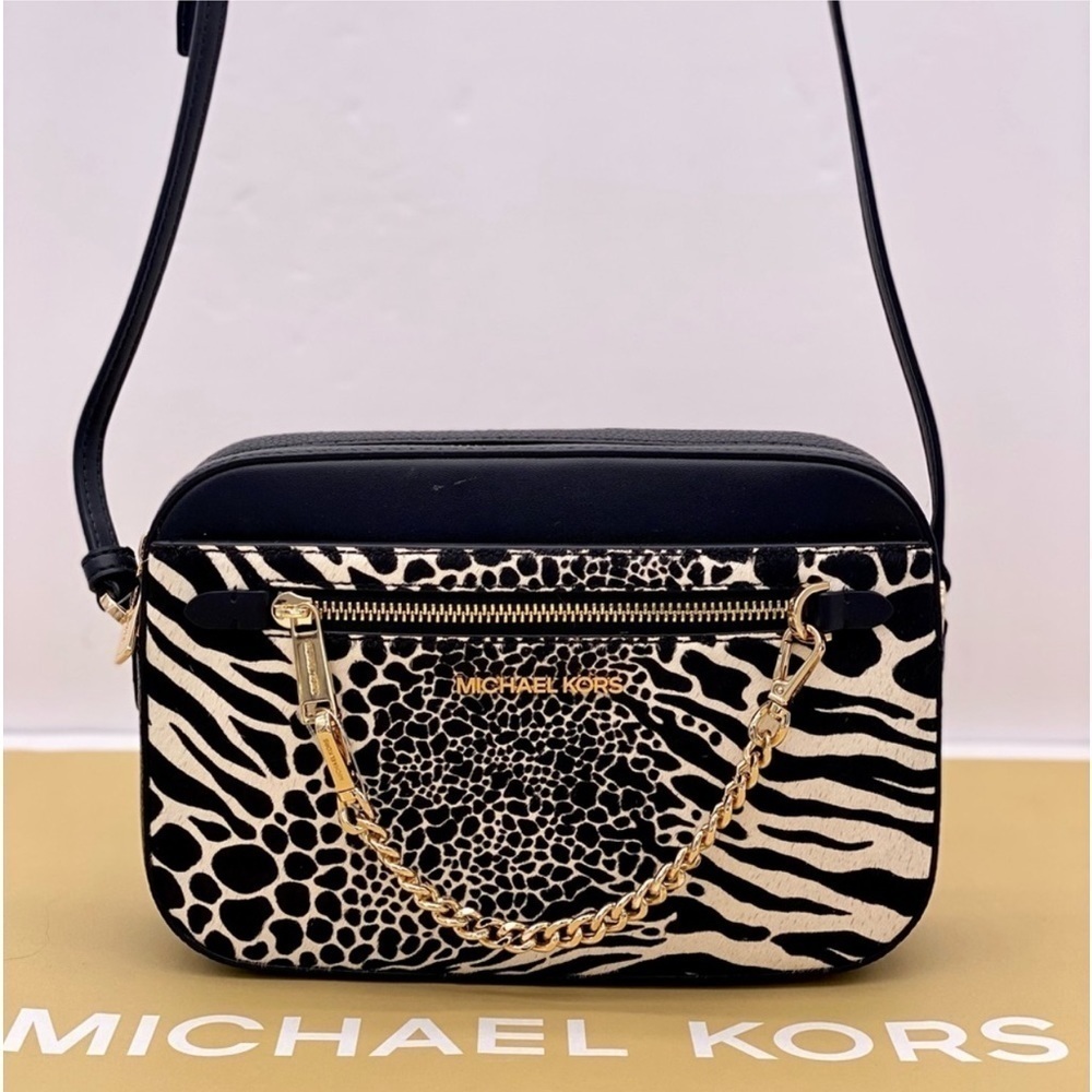 Michael Kors EW Zip Chain Crossbody Bag Black - Picture 2 of 11